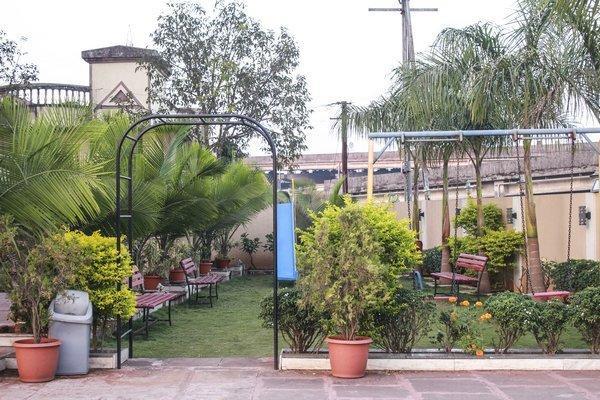Hotel Aristro Lonavala Exterior foto